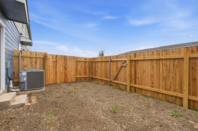 164 Cinnabar LN 2, Kyle, TX 78640
