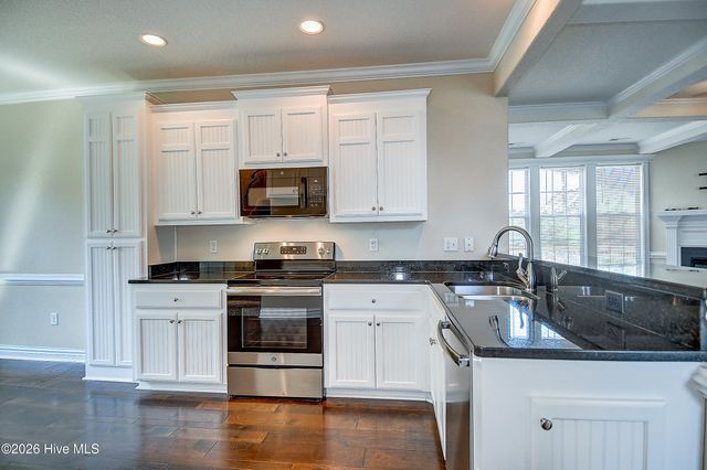 102 Armstead Court, Moyock, NC 27958