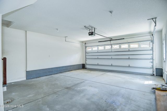 102 Armstead Court, Moyock, NC 27958