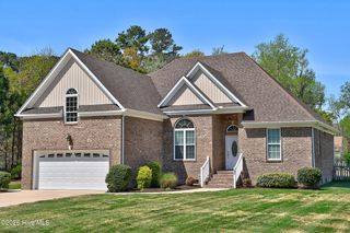 102 Armstead Court, Moyock, NC 27958