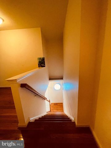 404 NAVAHO DR, Frederick, MD 21701