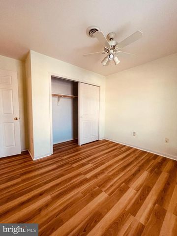 404 NAVAHO DR, Frederick, MD 21701