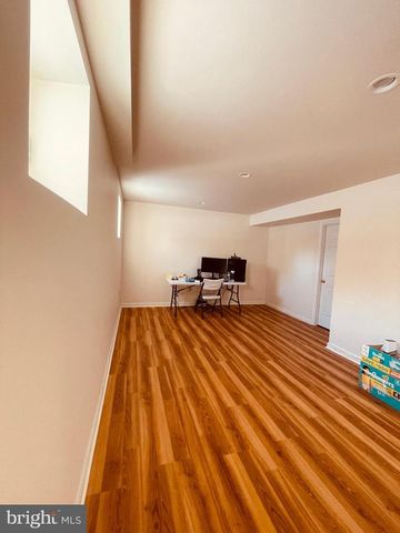 404 NAVAHO DR, Frederick, MD 21701