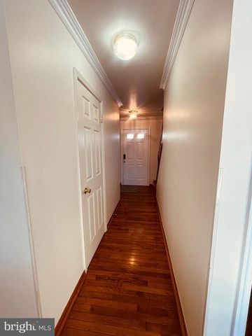 404 NAVAHO DR, Frederick, MD 21701