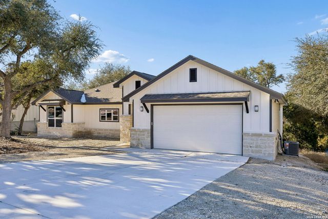 1513 Redwood, Fischer, TX 78623