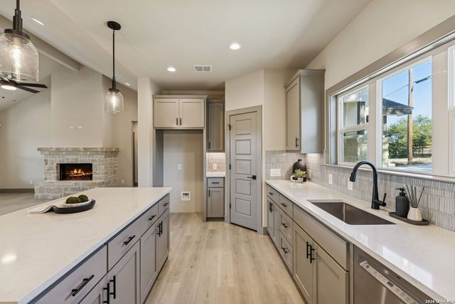 1513 Redwood, Fischer, TX 78623