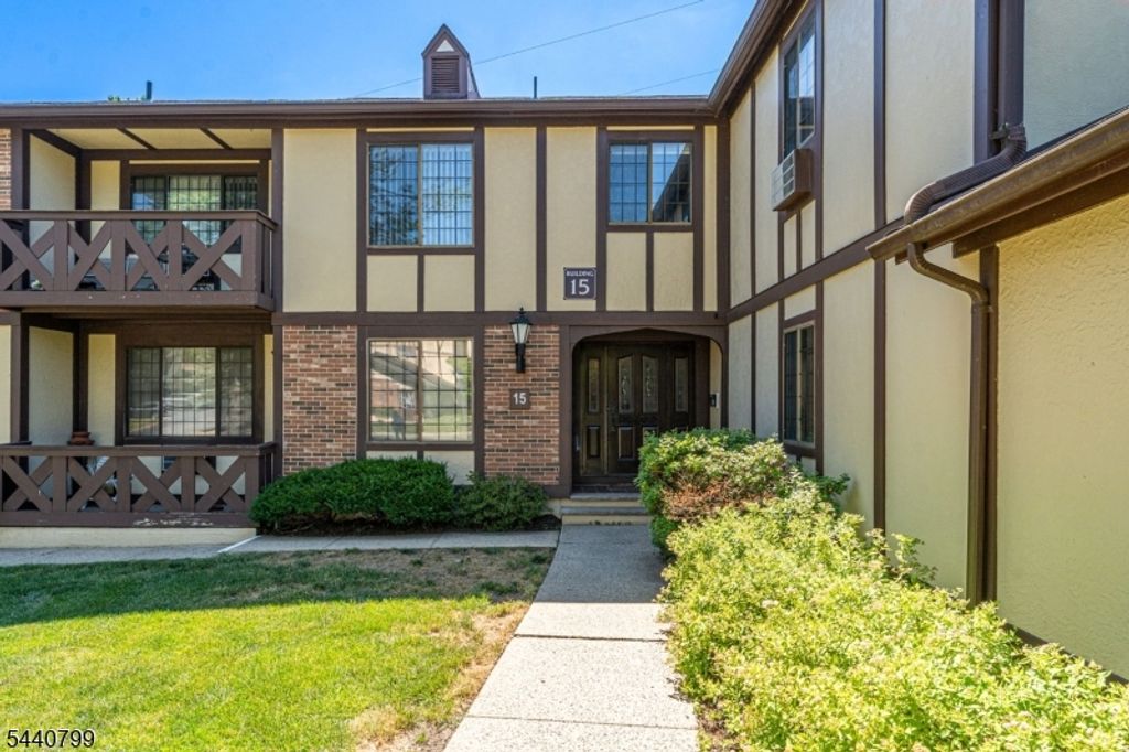 15 Kensington Rd G, Chatham Twp., NJ 07928 — exterior