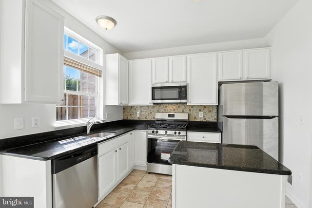 20943 COLECROFT SQ, Ashburn, VA 20147