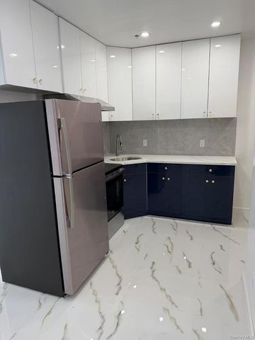 86-05 Britton Avenue Fl 2, Elmhurst, NY 11373