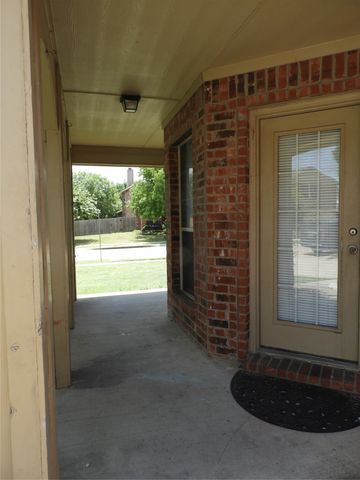 2016 Clinton Drive, Mckinney, TX 75072