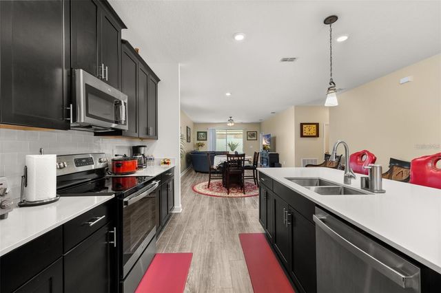 1739 GOOD NEIGHBOR LOOP, Kissimmee, FL 34744