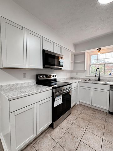 62 Oakland Lane, Harrodsburg, KY 40330