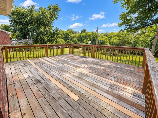62 Oakland Lane, Harrodsburg, KY 40330