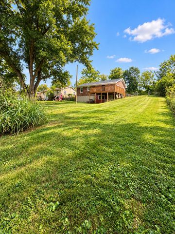 62 Oakland Lane, Harrodsburg, KY 40330