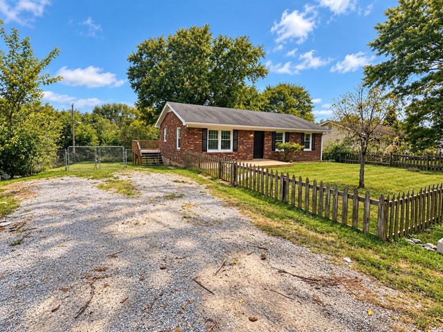 62 Oakland Lane, Harrodsburg, KY 40330