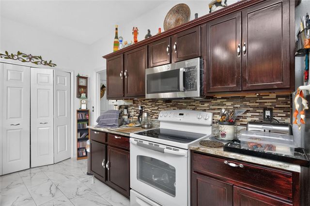 25324 ALICANTE DRIVE, Punta Gorda, FL 33955