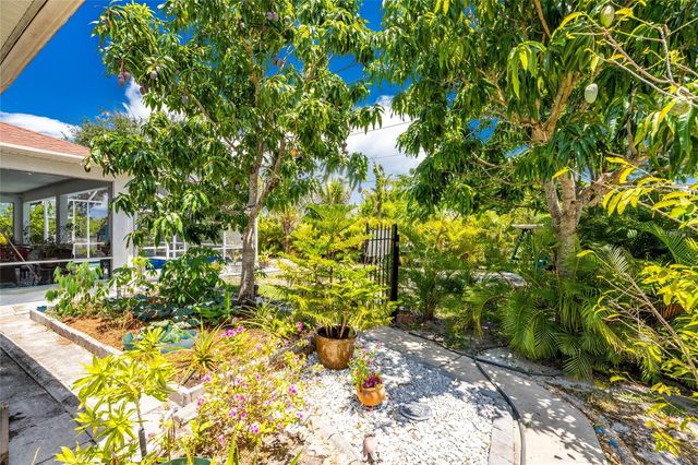 25324 ALICANTE DRIVE, Punta Gorda, FL 33955