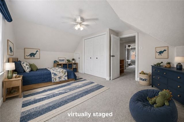 528 Glenrock Dr, Bethel Park, PA 15102
