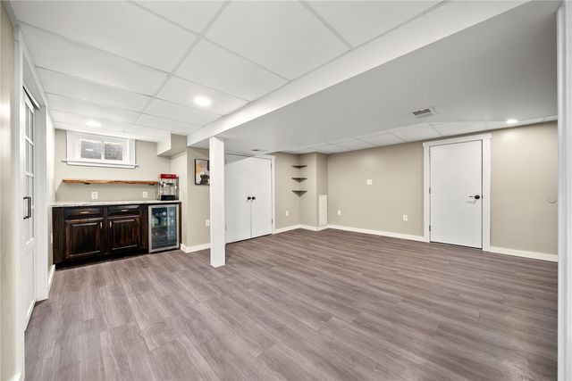 528 Glenrock Dr, Bethel Park, PA 15102