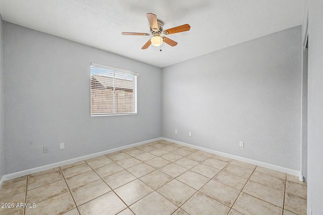 10448 W SELDON Lane, Peoria, AZ 85345