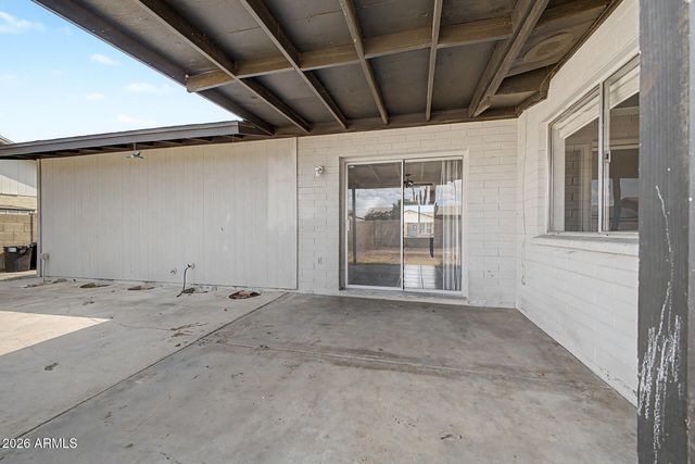 10448 W SELDON Lane, Peoria, AZ 85345