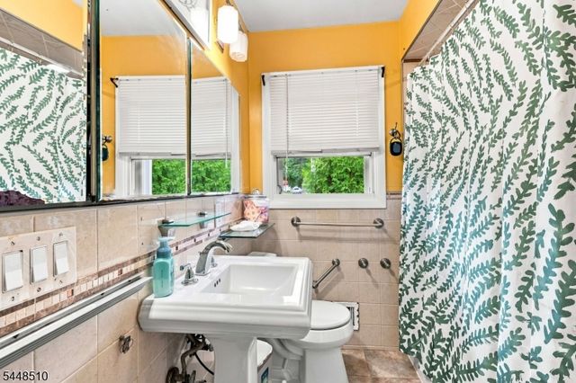 844 Saint Marys Ave, Plainfield City, NJ 07062