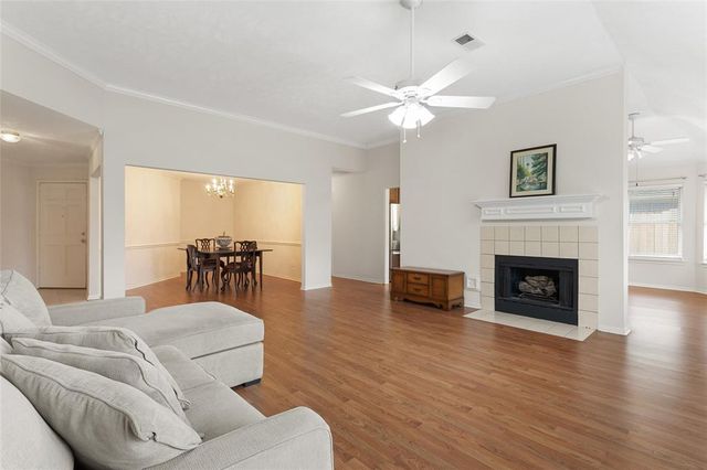 2120 Westminister Street, Pearland, TX 77581