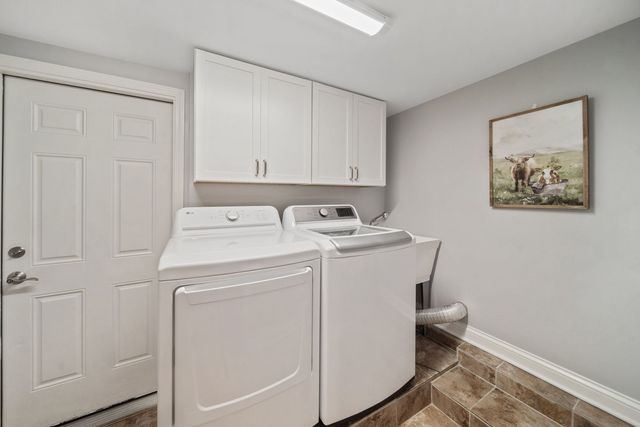 1530 Central Avenue, Deerfield, IL 60015