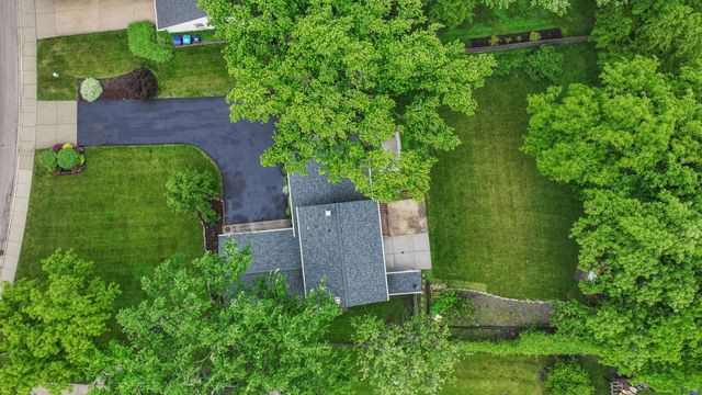 1530 Central Avenue, Deerfield, IL 60015