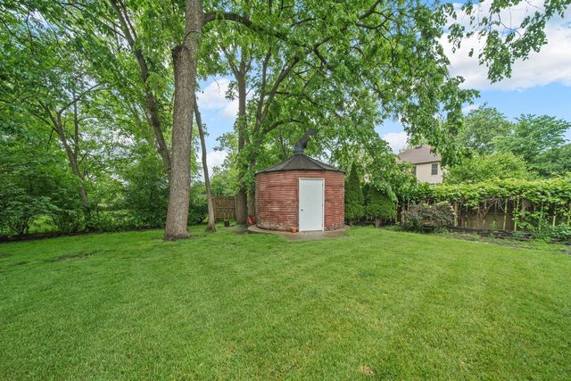 1530 Central Avenue, Deerfield, IL 60015