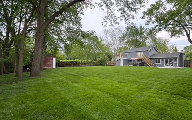 1530 Central Avenue, Deerfield, IL 60015