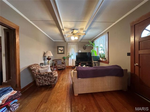 238 HWY 50, Rosebud, MO 63091