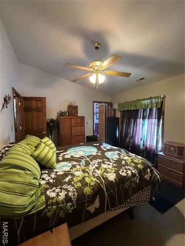 238 HWY 50, Rosebud, MO 63091