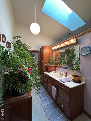 238 HWY 50, Rosebud, MO 63091