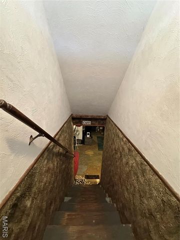 238 HWY 50, Rosebud, MO 63091