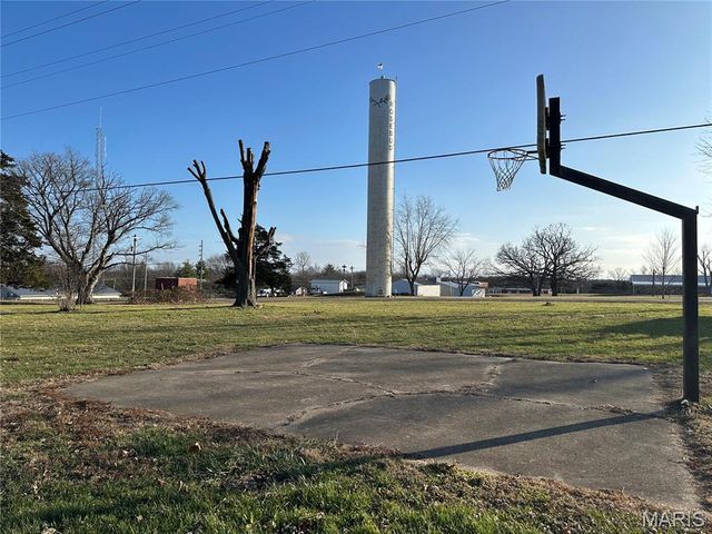 238 HWY 50, Rosebud, MO 63091