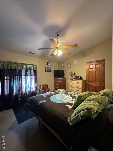 238 HWY 50, Rosebud, MO 63091