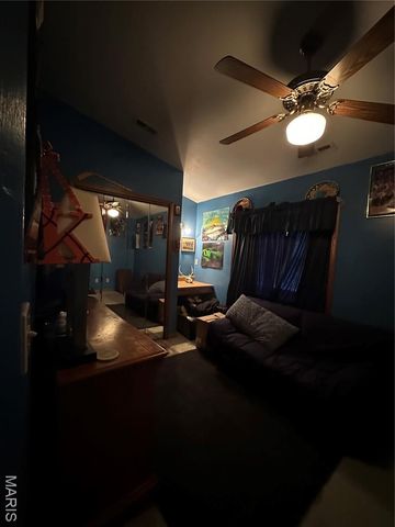 238 HWY 50, Rosebud, MO 63091