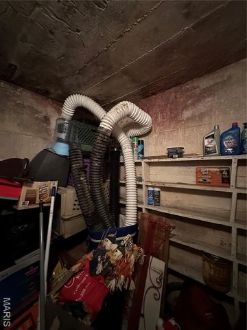 238 HWY 50, Rosebud, MO 63091