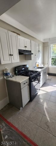248 Clark Pl 2, Elizabeth City, NJ 07206