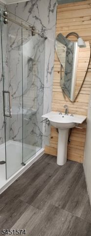 248 Clark Pl 2, Elizabeth City, NJ 07206