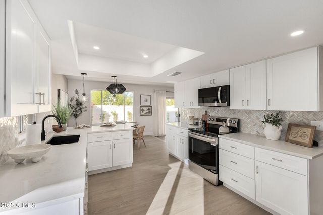 5526 N 77TH Way, Scottsdale, AZ 85250