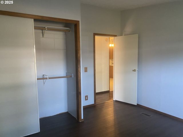 27645 SNYDER Rd 74, Junction City, OR 97448