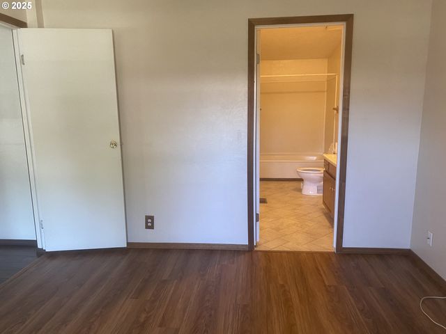 27645 SNYDER Rd 74, Junction City, OR 97448