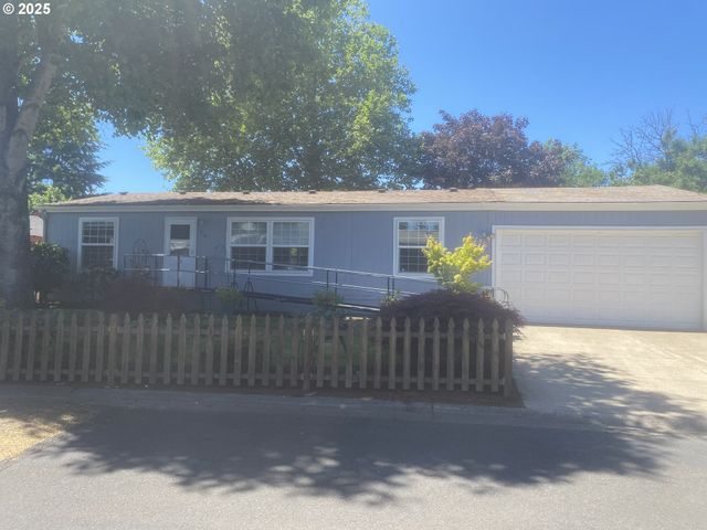 27645 SNYDER Rd 74, Junction City, OR 97448