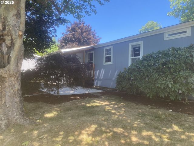 27645 SNYDER Rd 74, Junction City, OR 97448