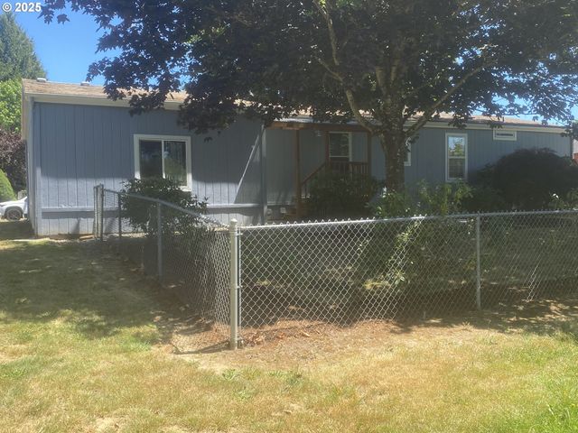 27645 SNYDER Rd 74, Junction City, OR 97448