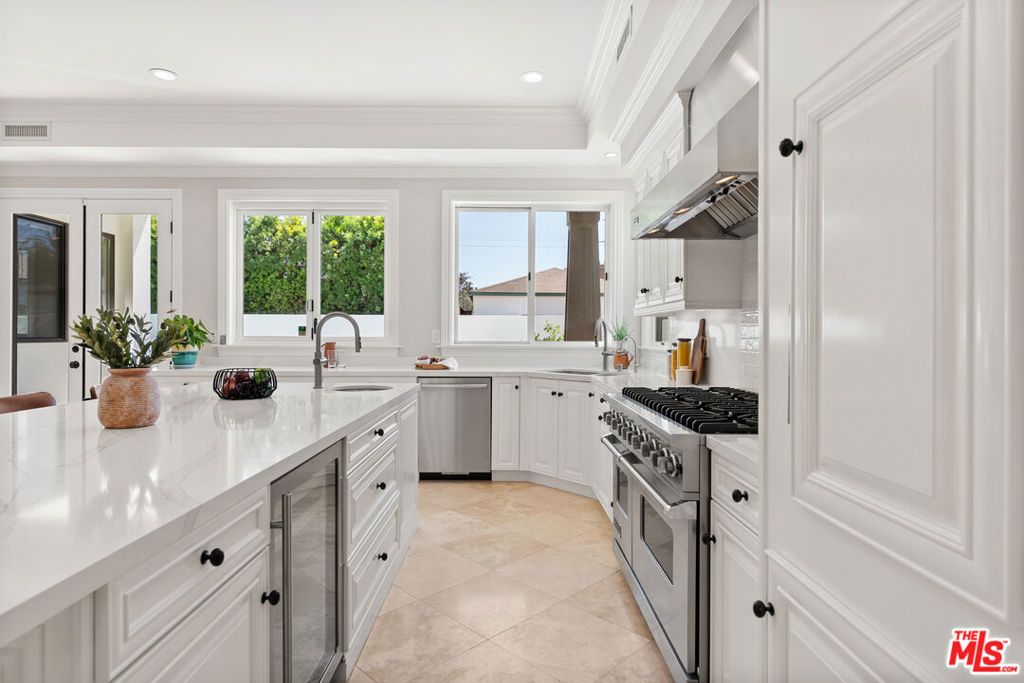 6468 Wynkoop Street, Los Angeles, CA 90045 — photo 4