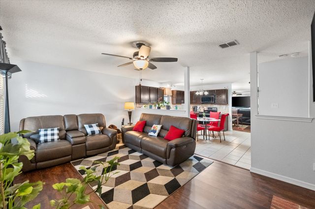 608 Flooded Gum Street, Arlington, TX 76002