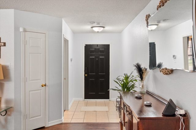 608 Flooded Gum Street, Arlington, TX 76002